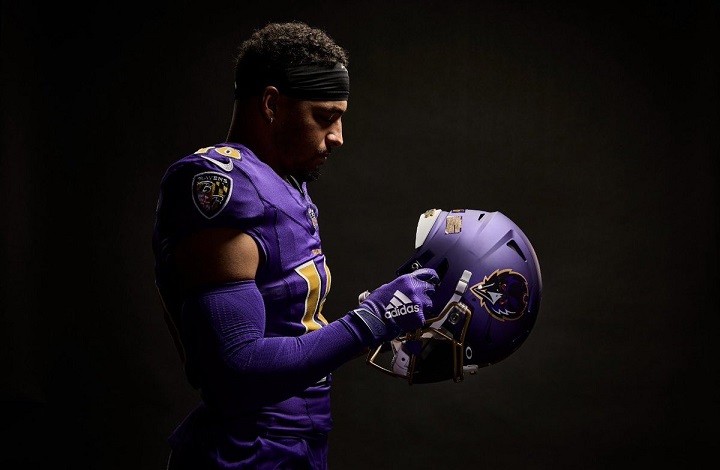 Baltimore Ravens käyttää purppurakypäriä ensimmäistä kertaa 30 vuoteen